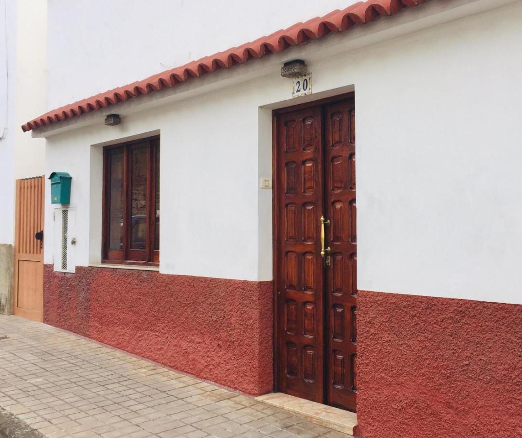 Casa Rosalia. Apartamento Con Vistas A La Montana テロル エクステリア 写真